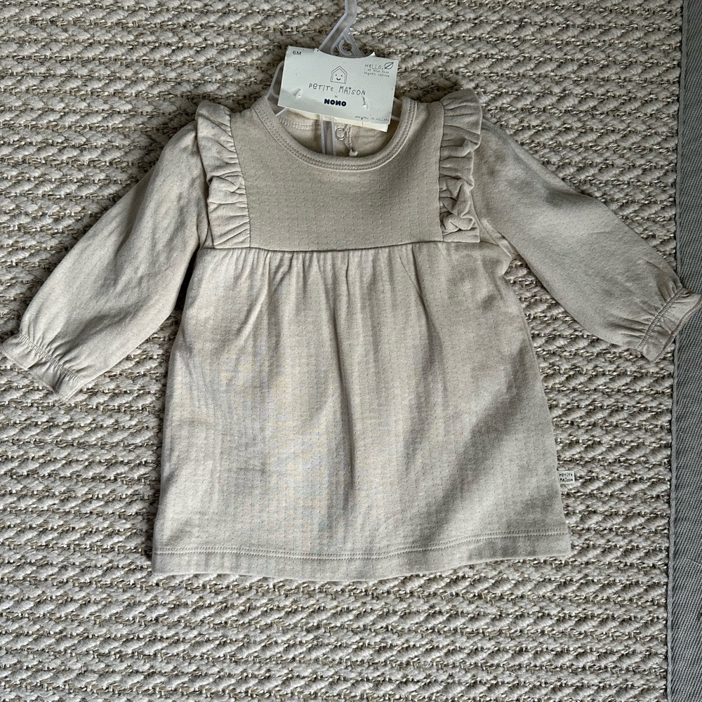 NWOT Petite Madison x Nono Cream dress